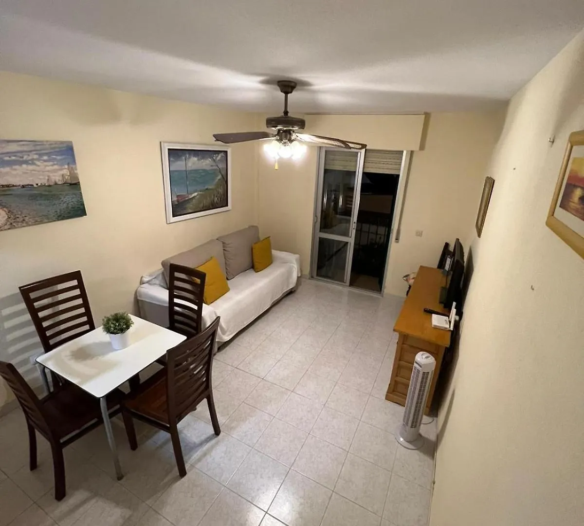Apartamentos Playa Bajondillo