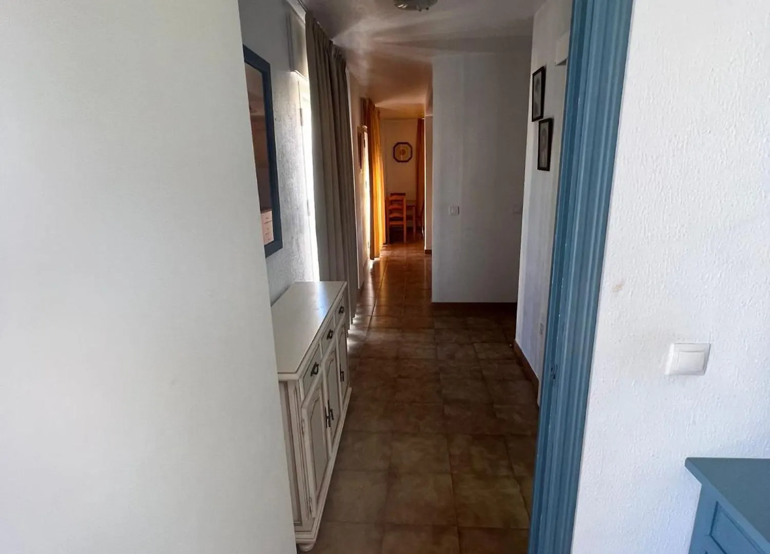 아파트 Apartamentos Playa Bajondillo